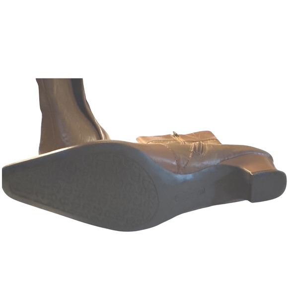 Etienne Aigner, Davin, Brown Leather Embossed Logo Calf Boots, Sz. 6M, Knee High - Picture 7 of 9